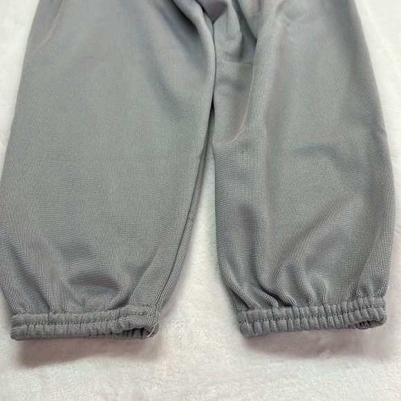 Wilson Childs Softball/Baseball Grey Knicker Pant Small - Picture 3 of 6